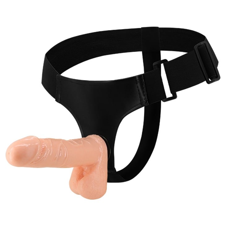 17.5 cm cm belden bağlamalı gerçekçi strap-on detay çekim Moonette