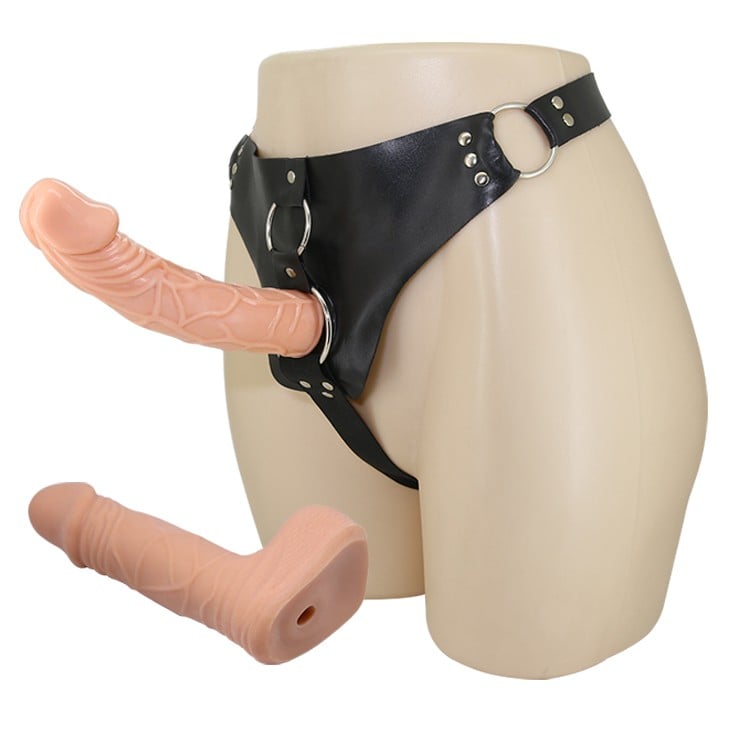 belden bağlamalı 19.8 cm dildo detay çekim Moonette